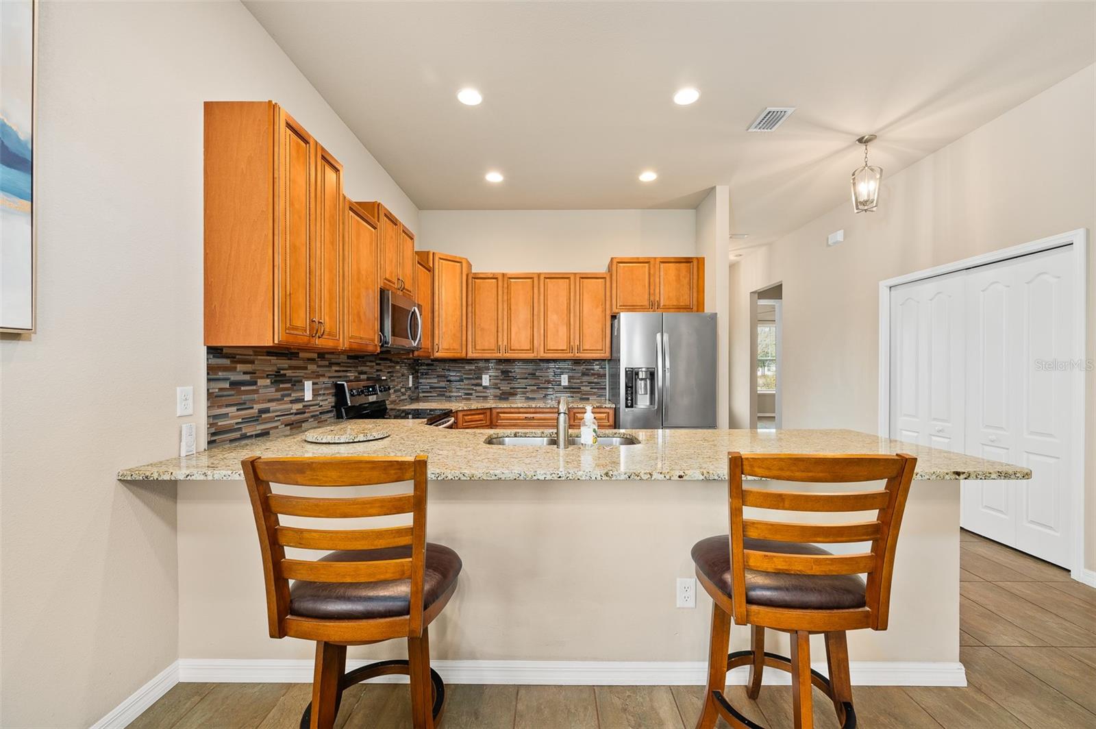 OAKMONT - Residential Lease