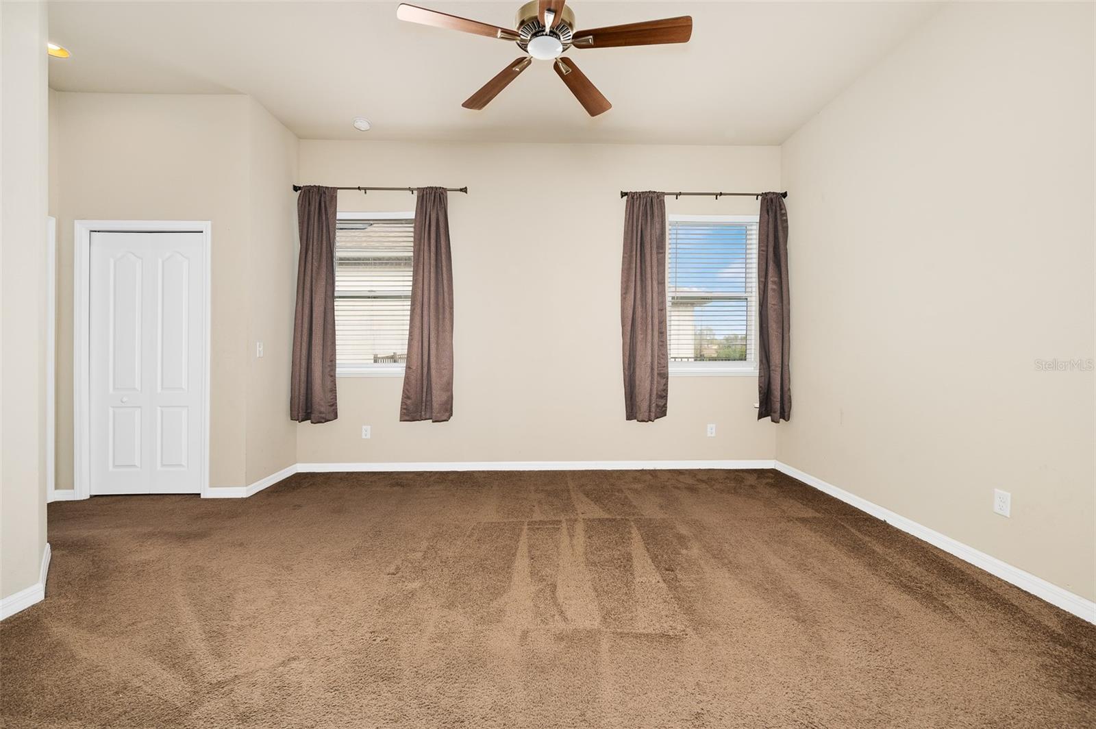 OAKMONT - Residential Lease