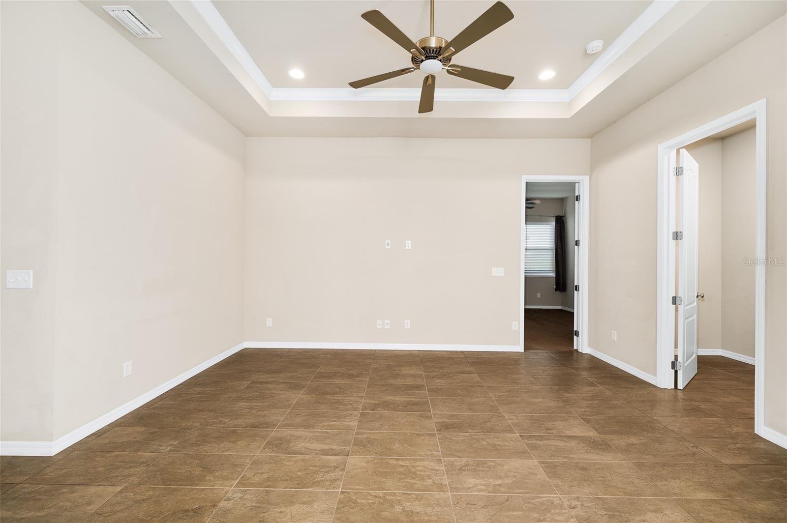 OAKMONT - Residential Lease