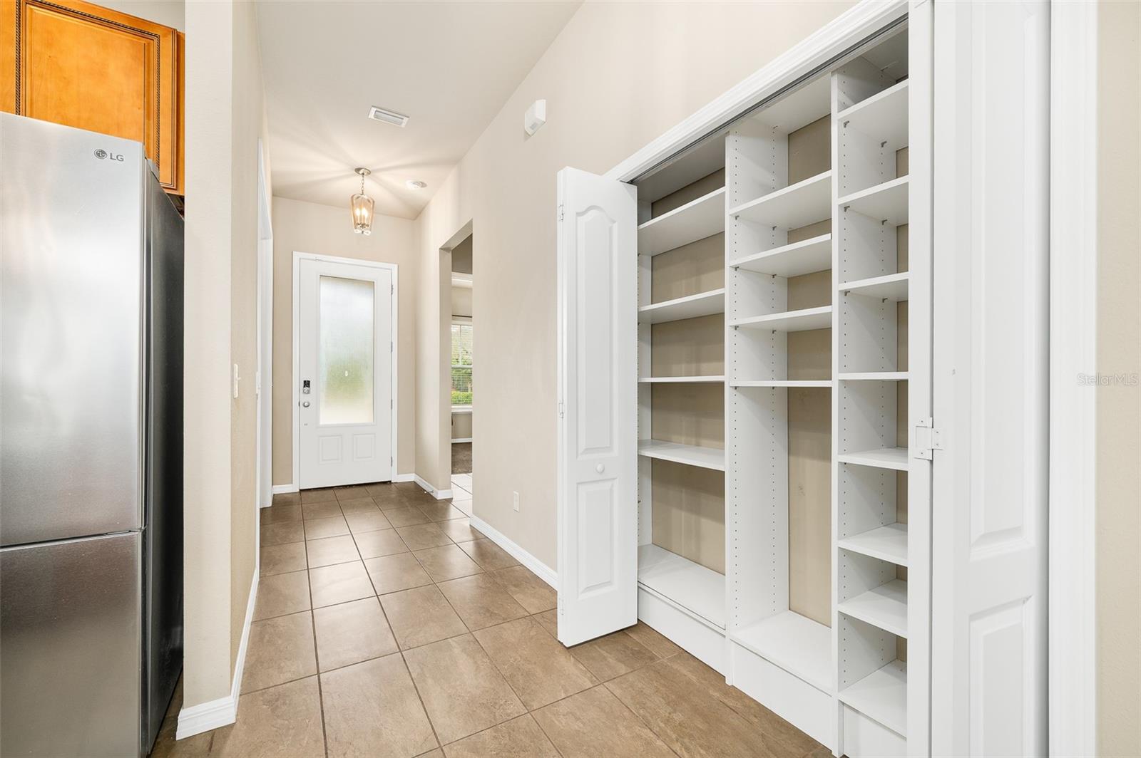 OAKMONT - Residential Lease