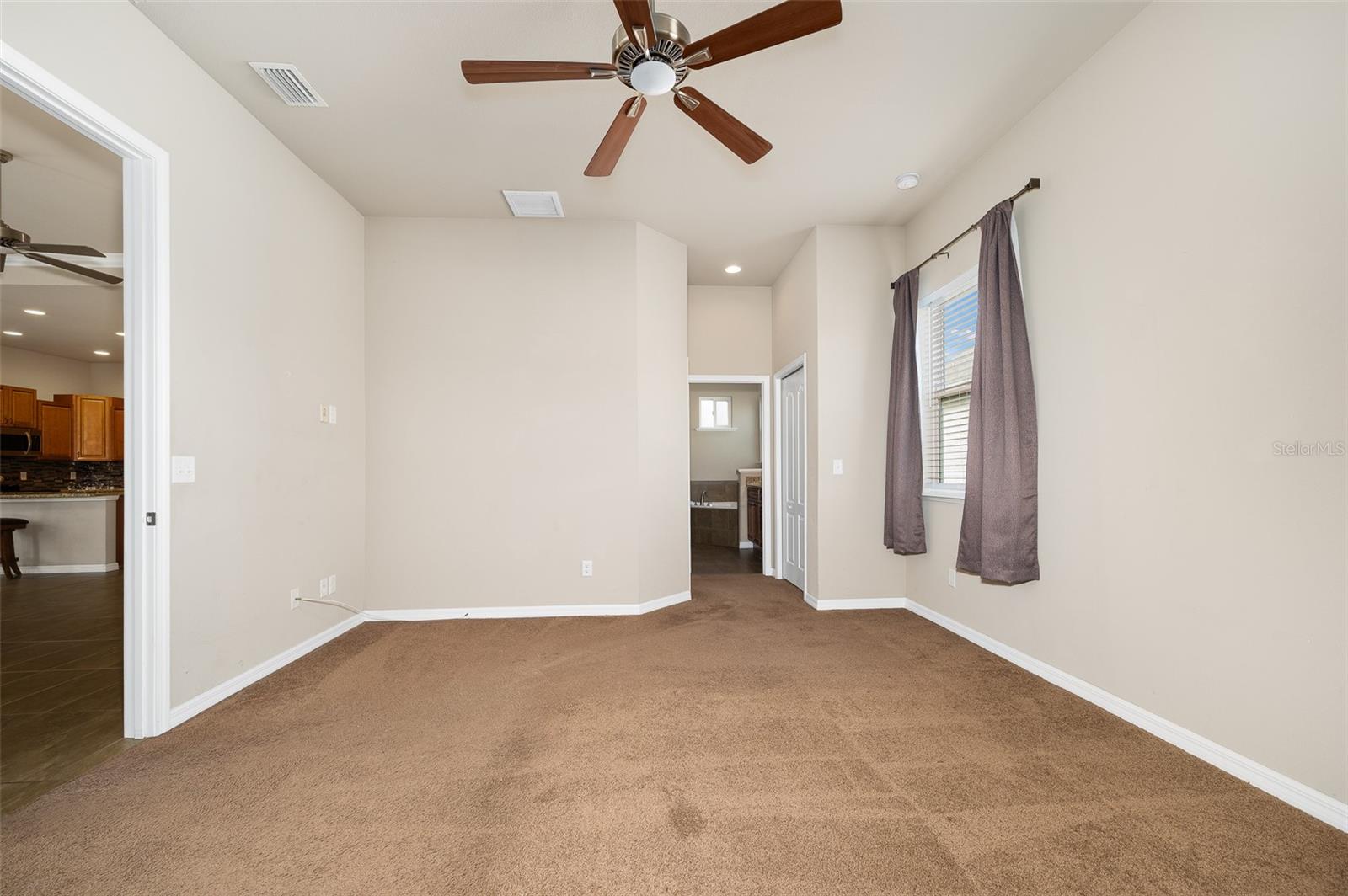 OAKMONT - Residential Lease