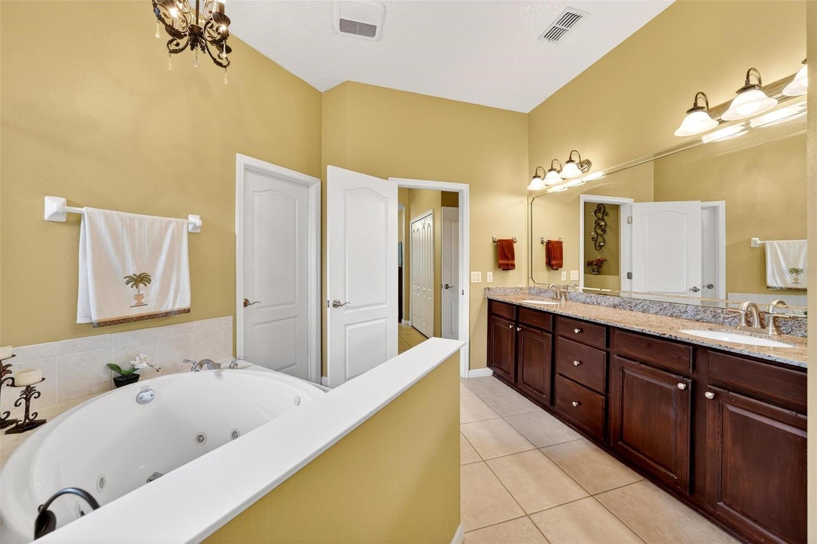 ROCK SPGS RDG PH V-A - Residential