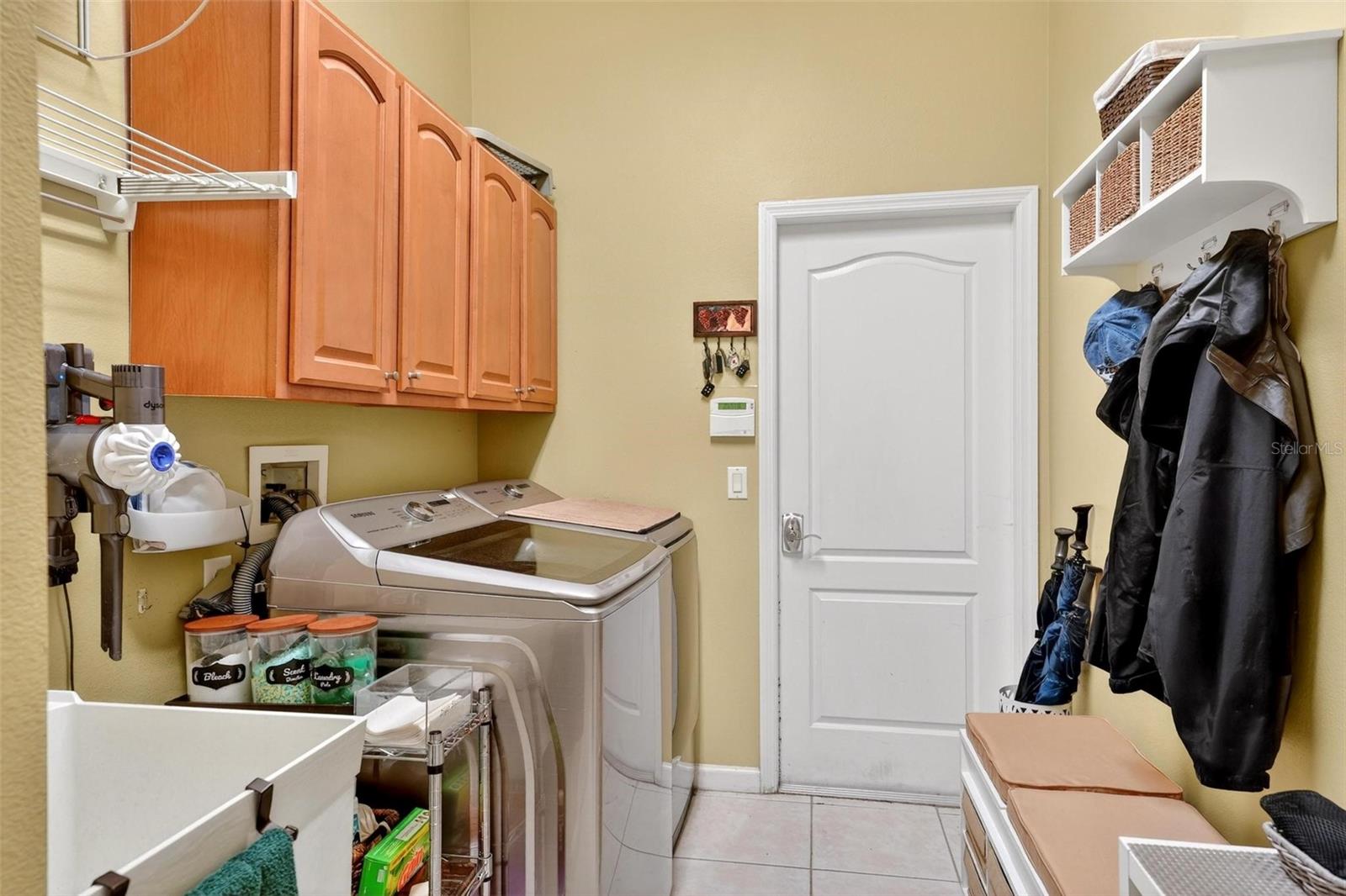 ROCK SPGS RDG PH V-A - Residential