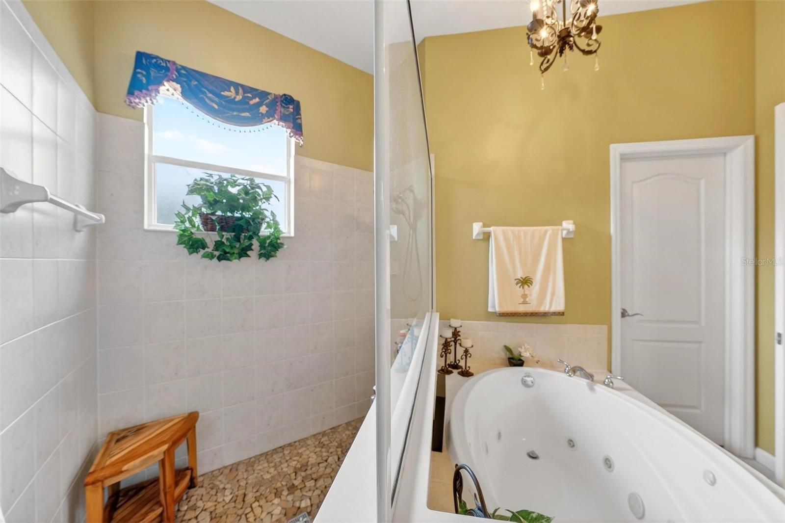 ROCK SPGS RDG PH V-A - Residential