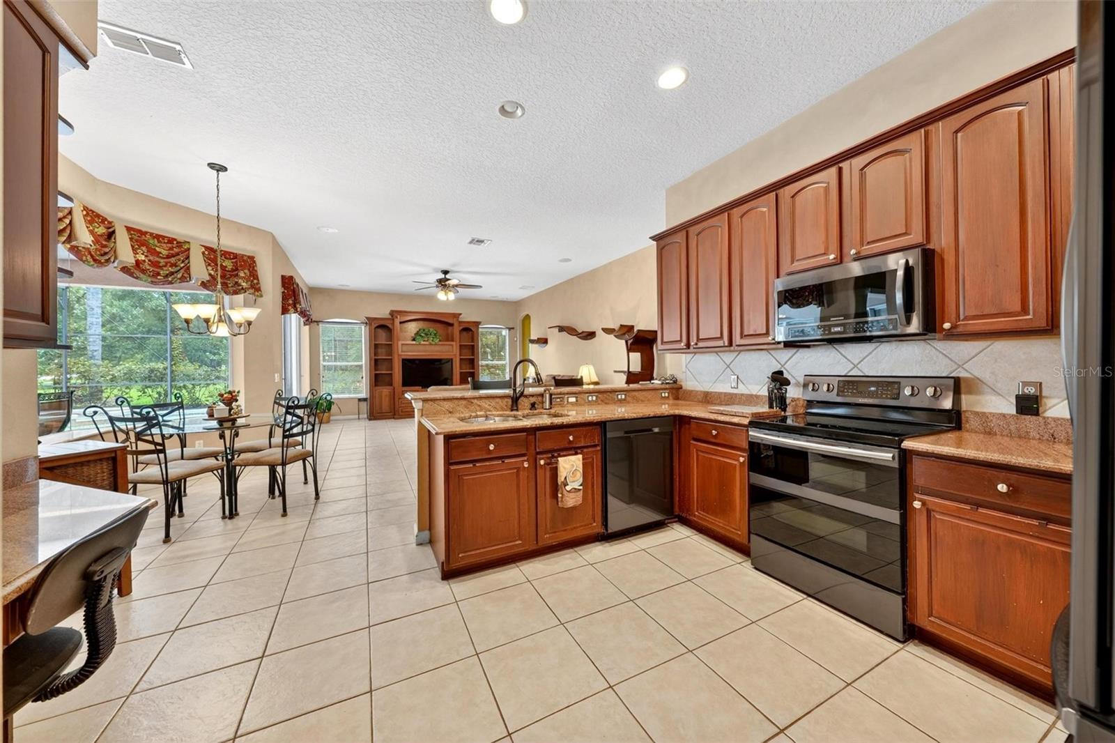 4385 SEA ROCK COURT