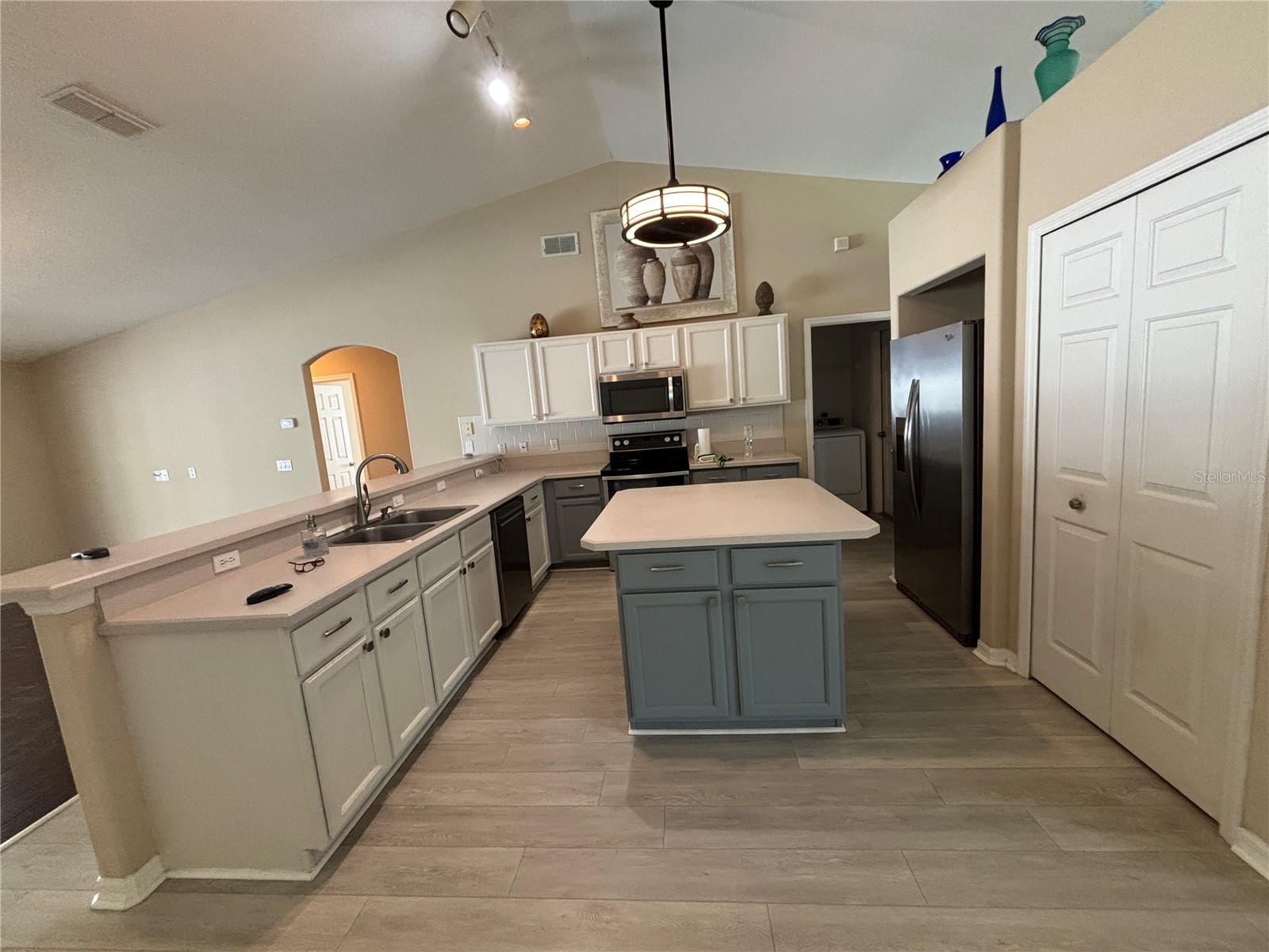 PALM COAST/EASTHAMPTON SEC 34 - Residential Lease