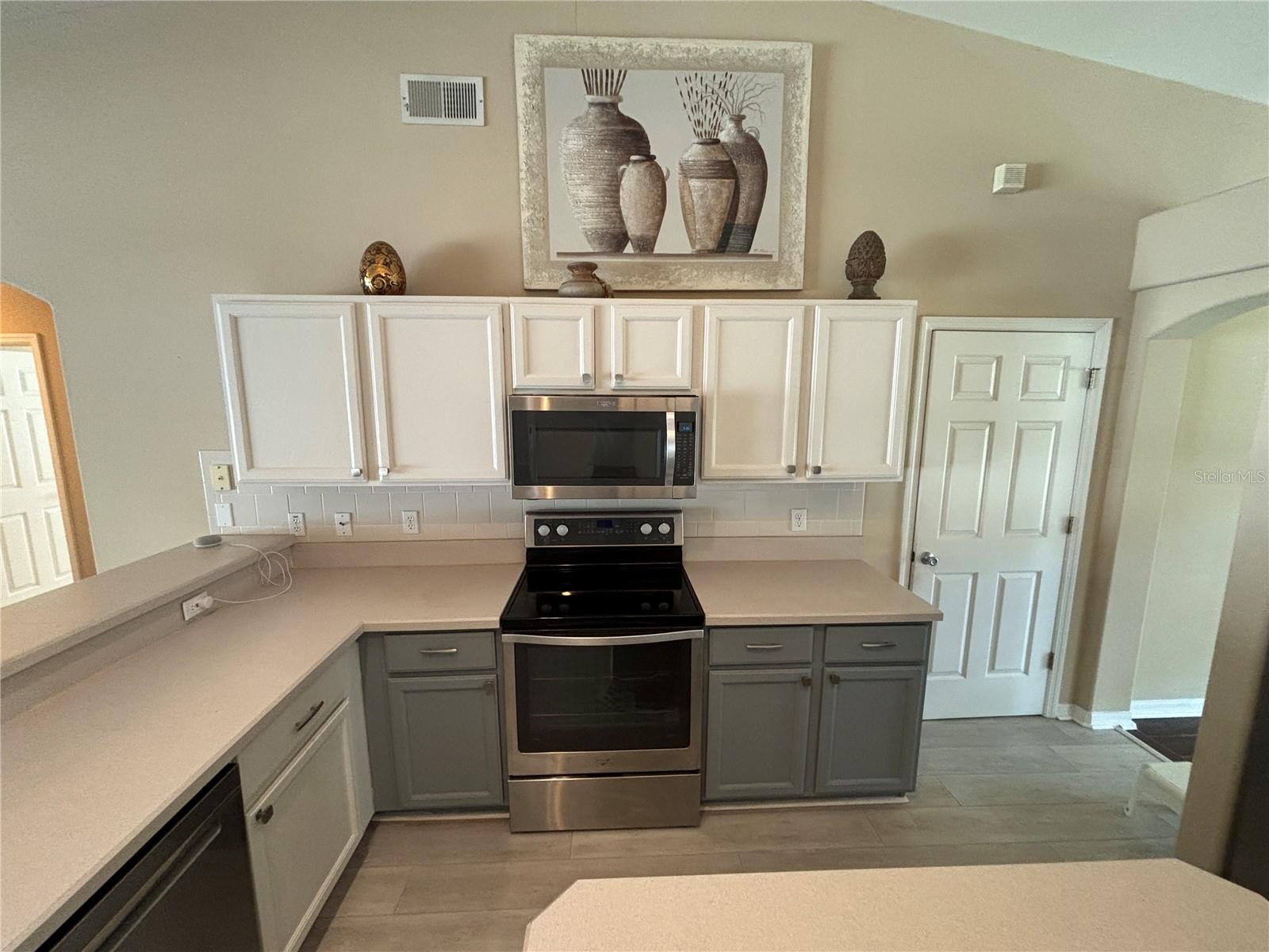 PALM COAST/EASTHAMPTON SEC 34 - Residential Lease