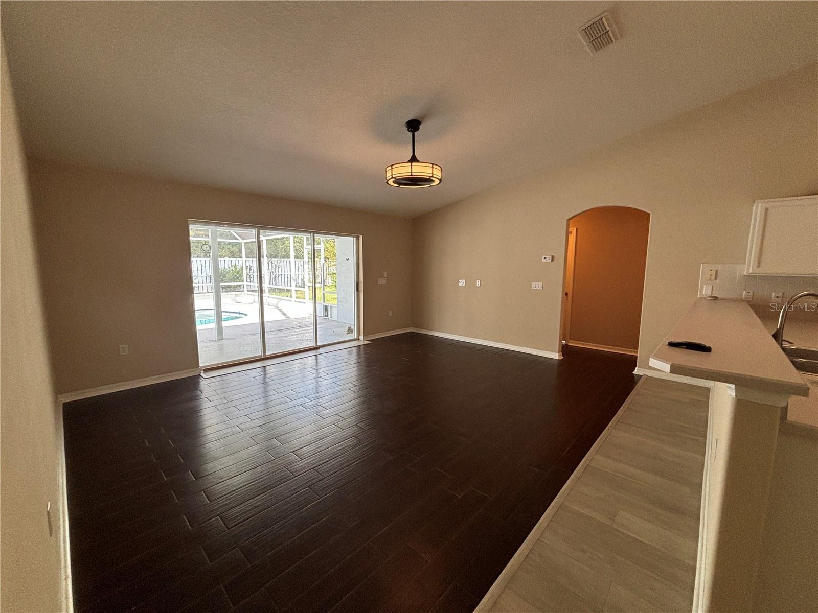 PALM COAST/EASTHAMPTON SEC 34 - Residential Lease