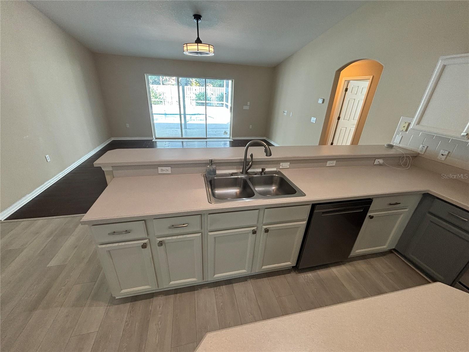 PALM COAST/EASTHAMPTON SEC 34 - Residential Lease