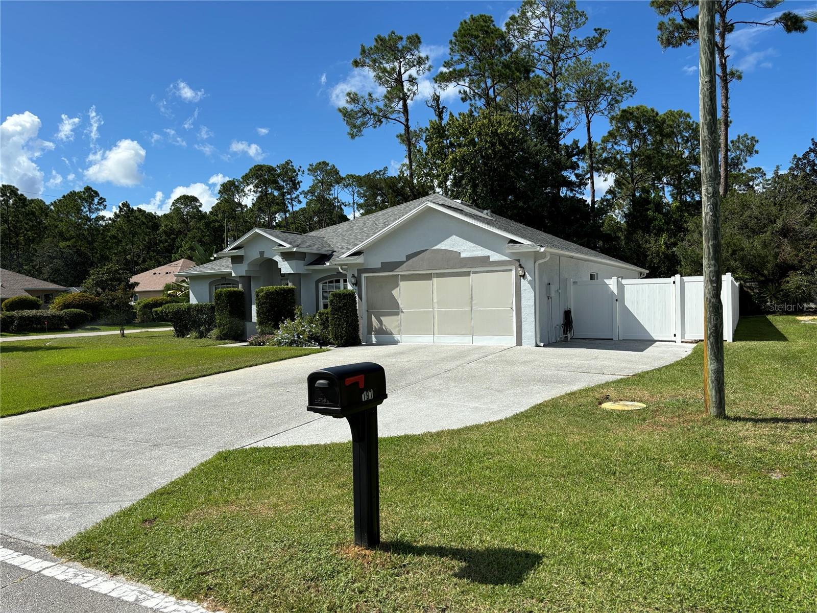 PALM COAST/EASTHAMPTON SEC 34 - Residential Lease