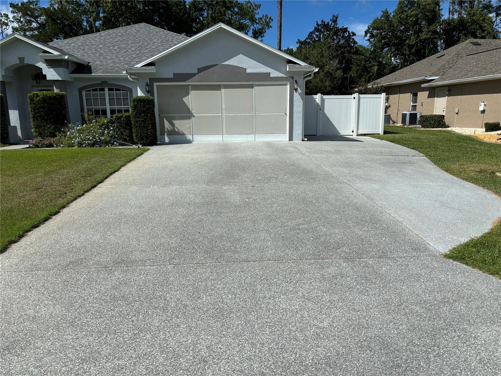 PALM COAST/EASTHAMPTON SEC 34 - Residential Lease