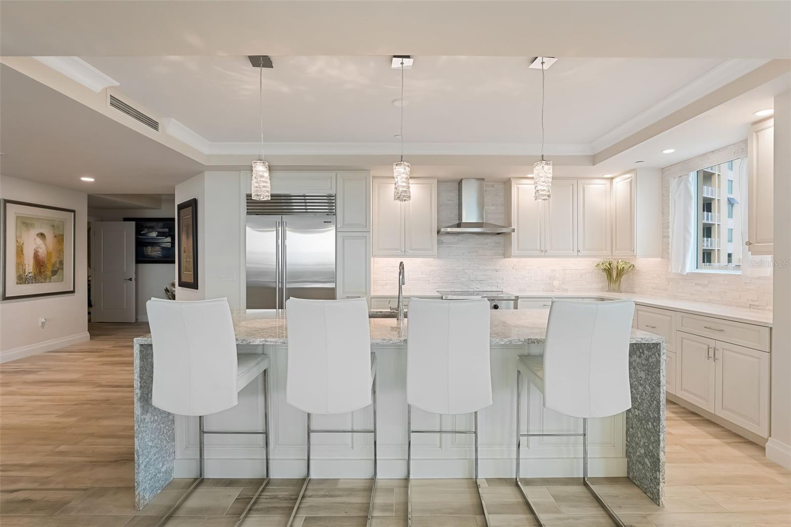 SUNSET POINTE AT COLLANY KEY III CONDO - Residential