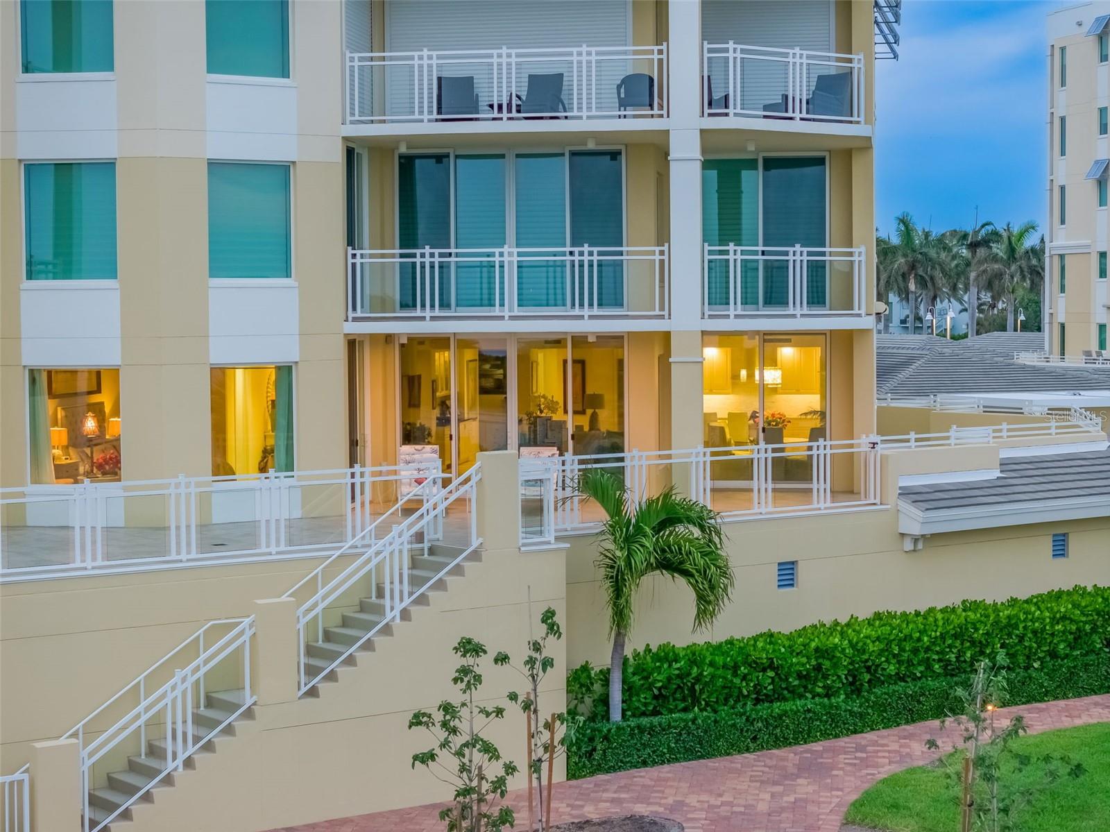 SUNSET POINTE AT COLLANY KEY III CONDO - Residential