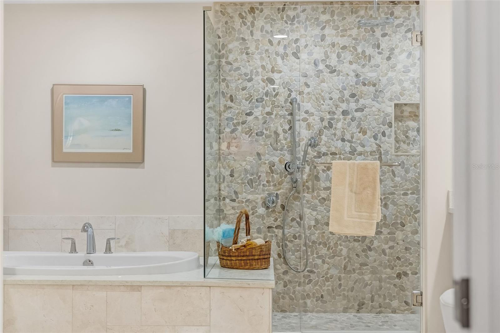 SUNSET POINTE AT COLLANY KEY III CONDO - Residential