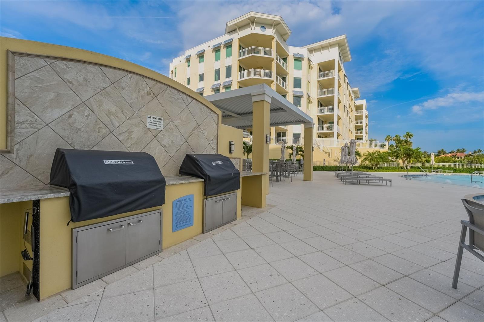 SUNSET POINTE AT COLLANY KEY III CONDO - Residential