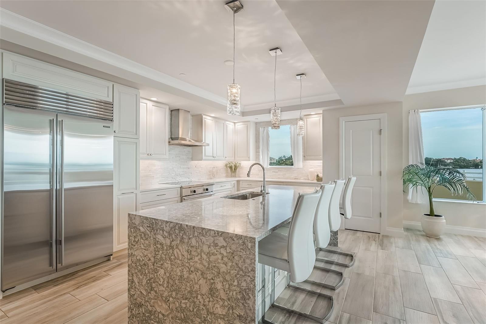 SUNSET POINTE AT COLLANY KEY III CONDO - Residential