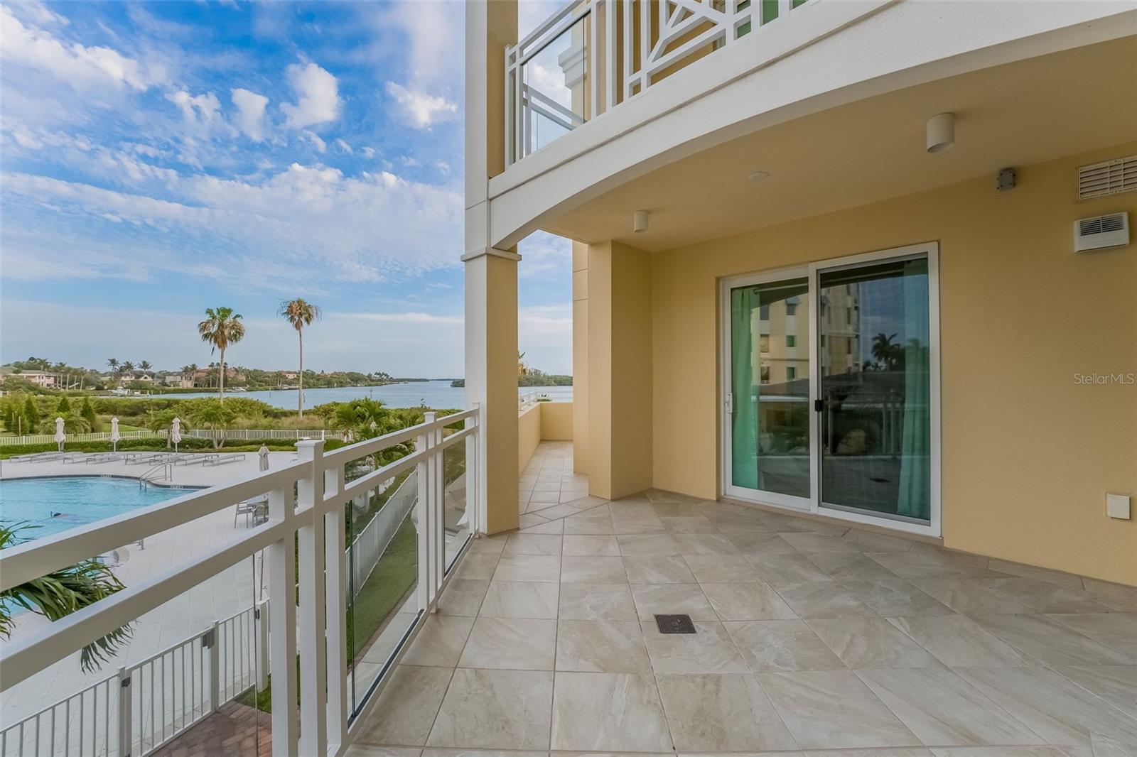 SUNSET POINTE AT COLLANY KEY III CONDO - Residential