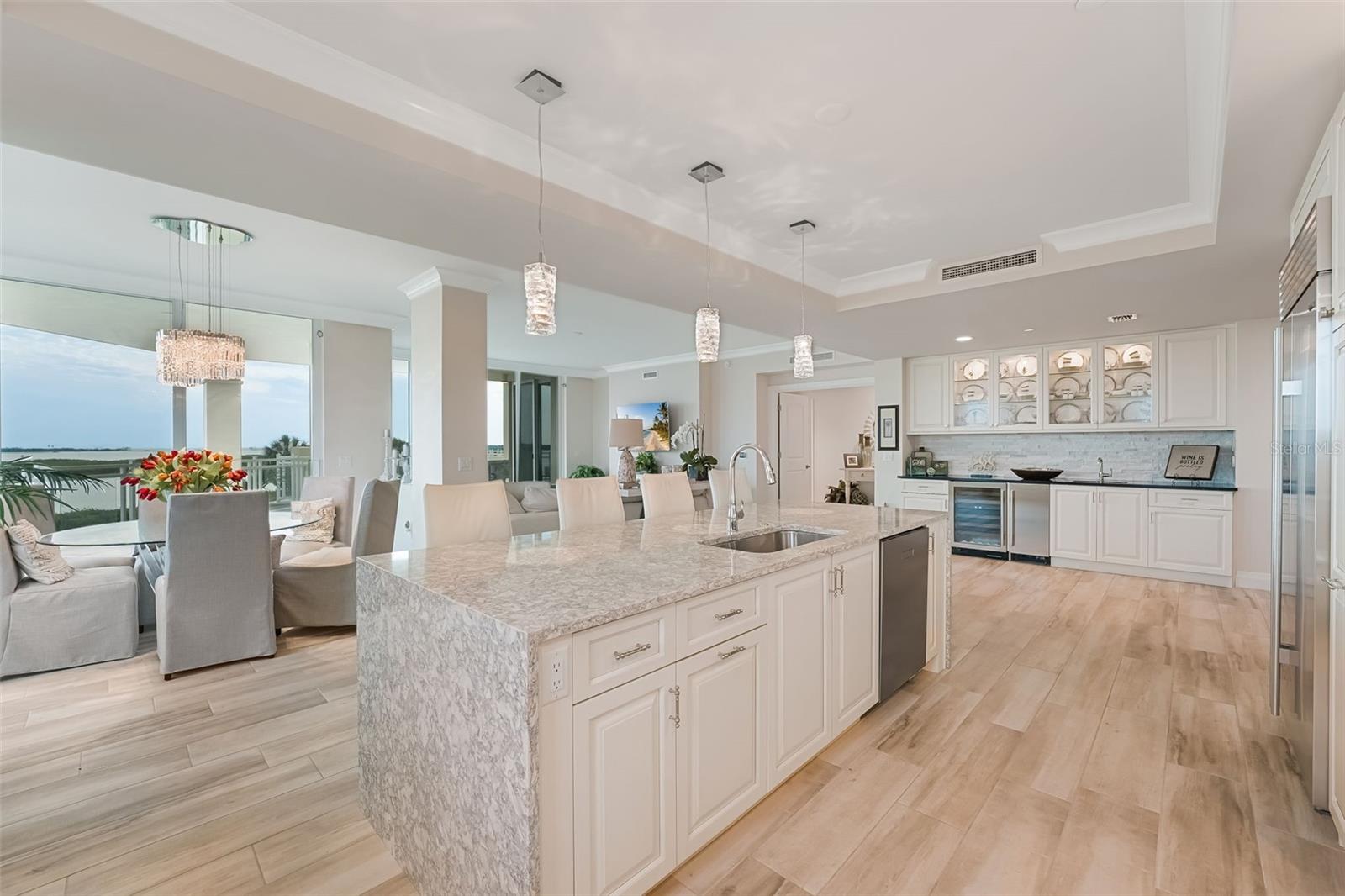SUNSET POINTE AT COLLANY KEY III CONDO - Residential