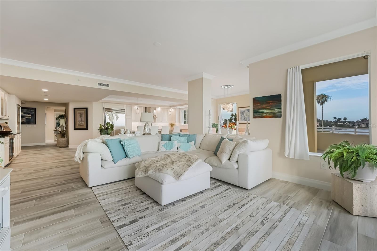 SUNSET POINTE AT COLLANY KEY III CONDO - Residential