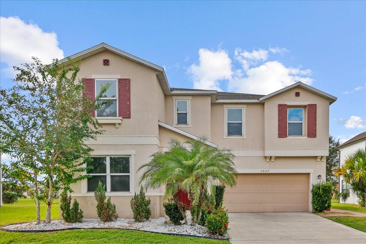 SHINGLE CRK RESERVE / OAKS PH 3 / SHINGLE CREEK - Residential Lease