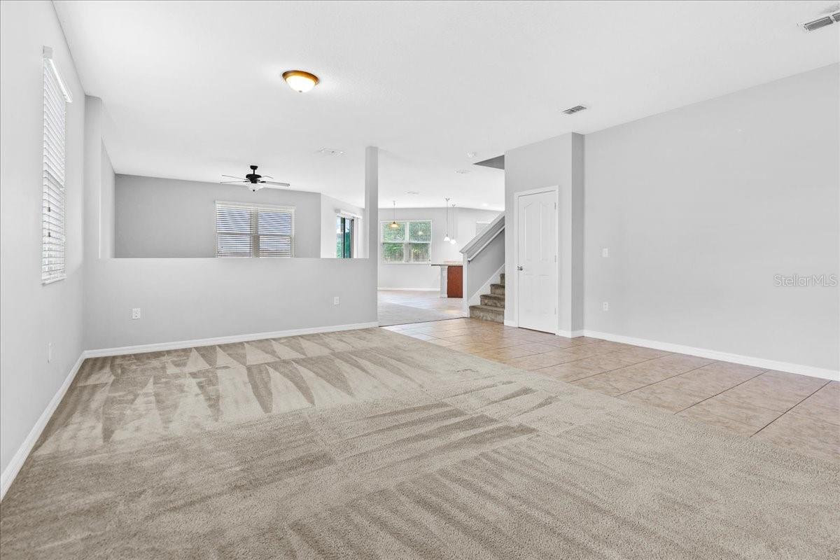 SHINGLE CRK RESERVE / OAKS PH 3 / SHINGLE CREEK - Residential Lease