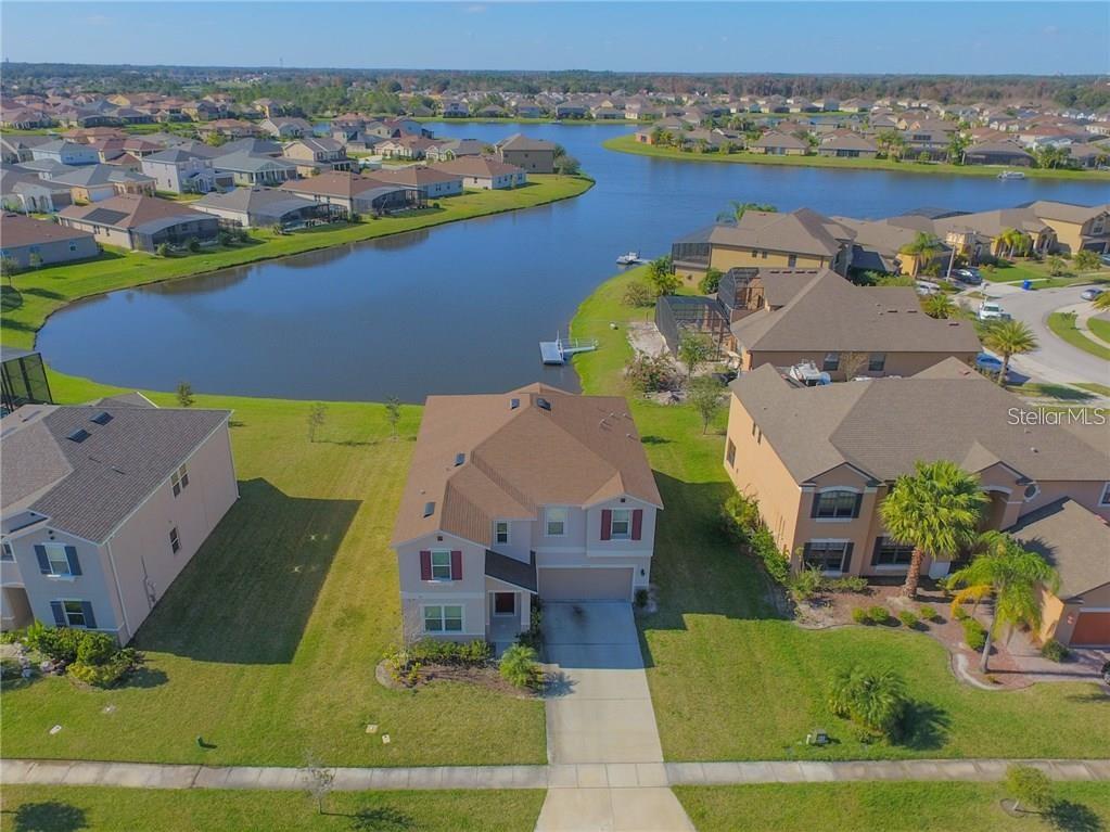 SHINGLE CRK RESERVE / OAKS PH 3 / SHINGLE CREEK - Residential Lease