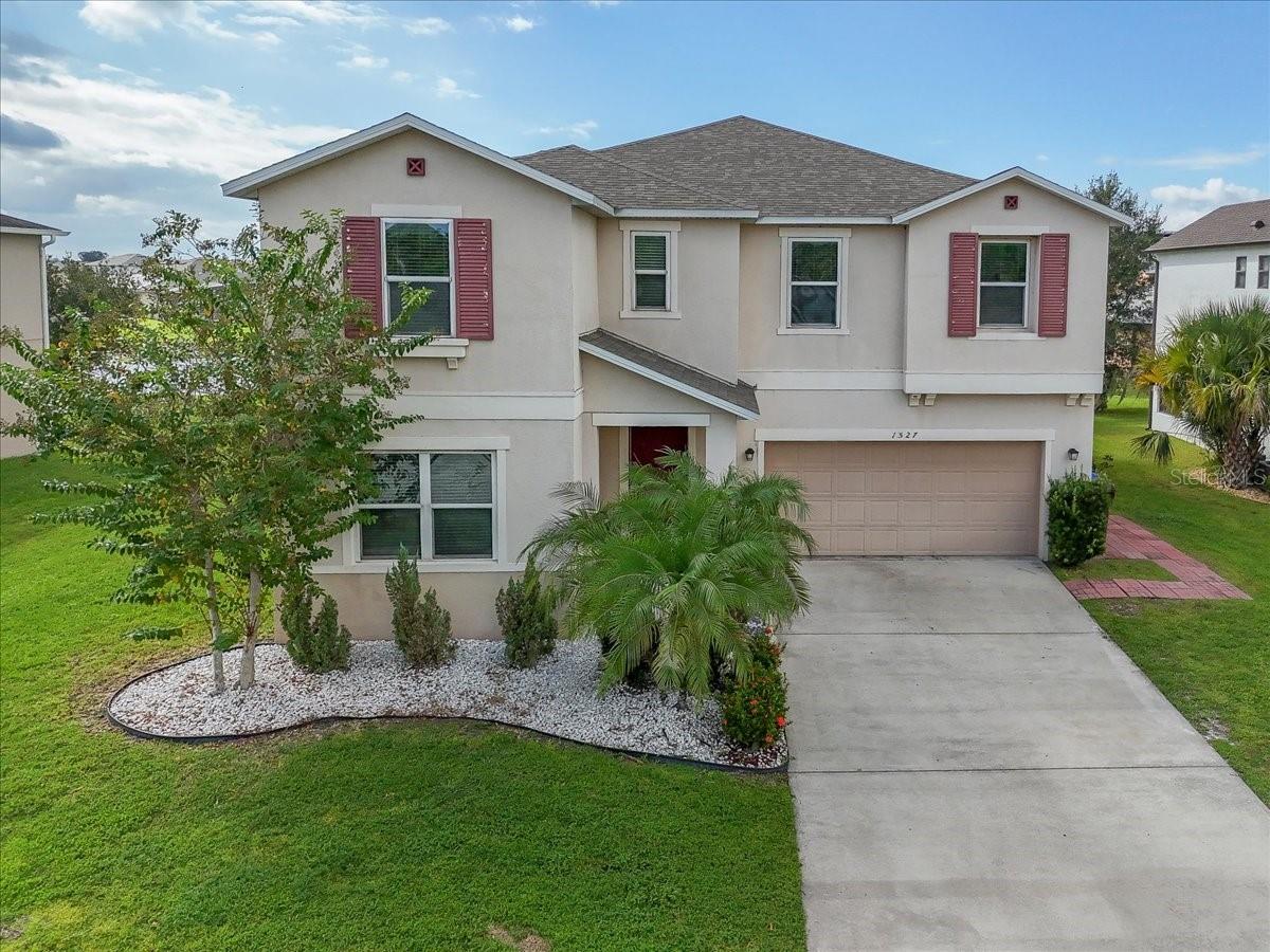 SHINGLE CRK RESERVE / OAKS PH 3 / SHINGLE CREEK - Residential Lease