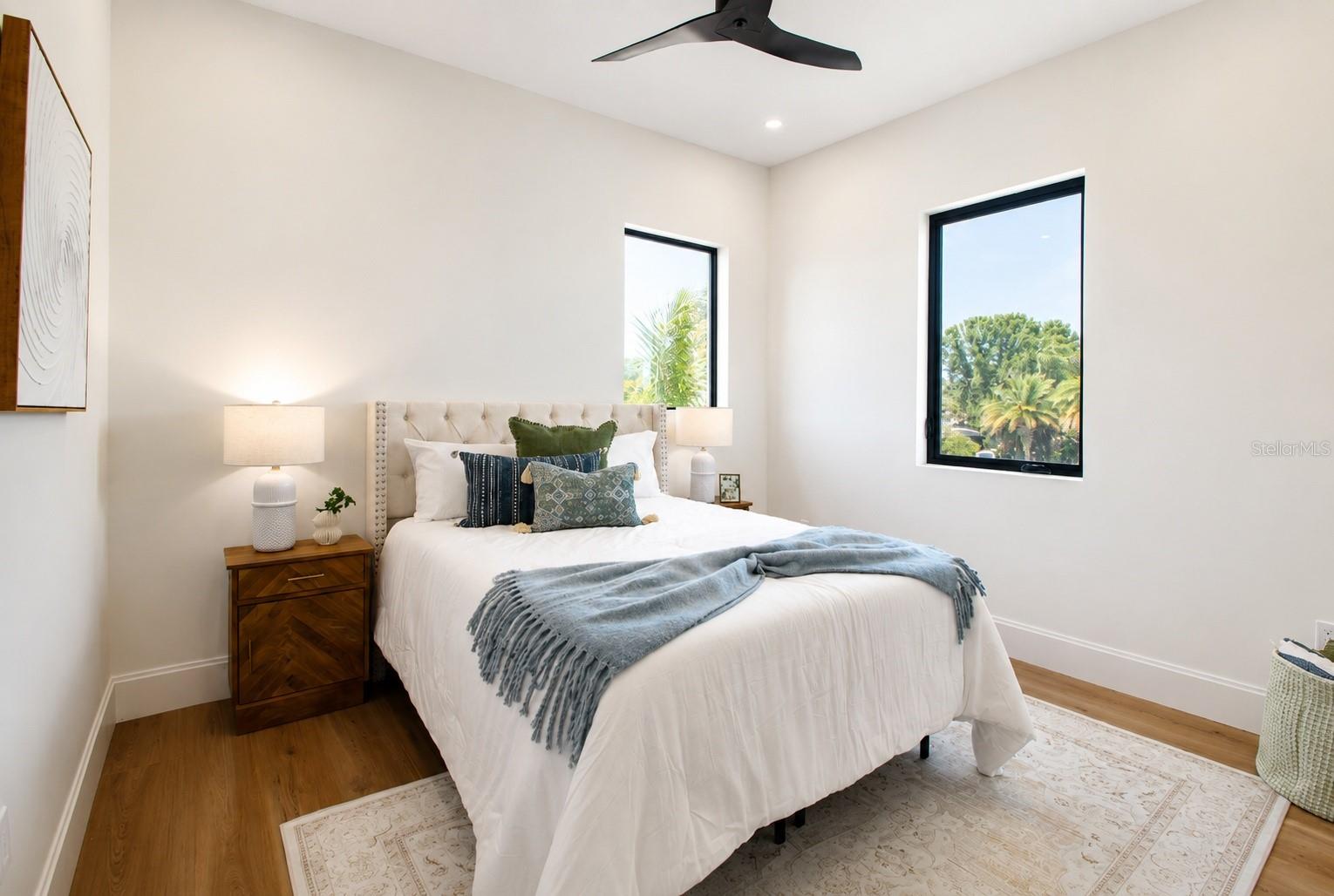 ARLINGTON PARK - Residential