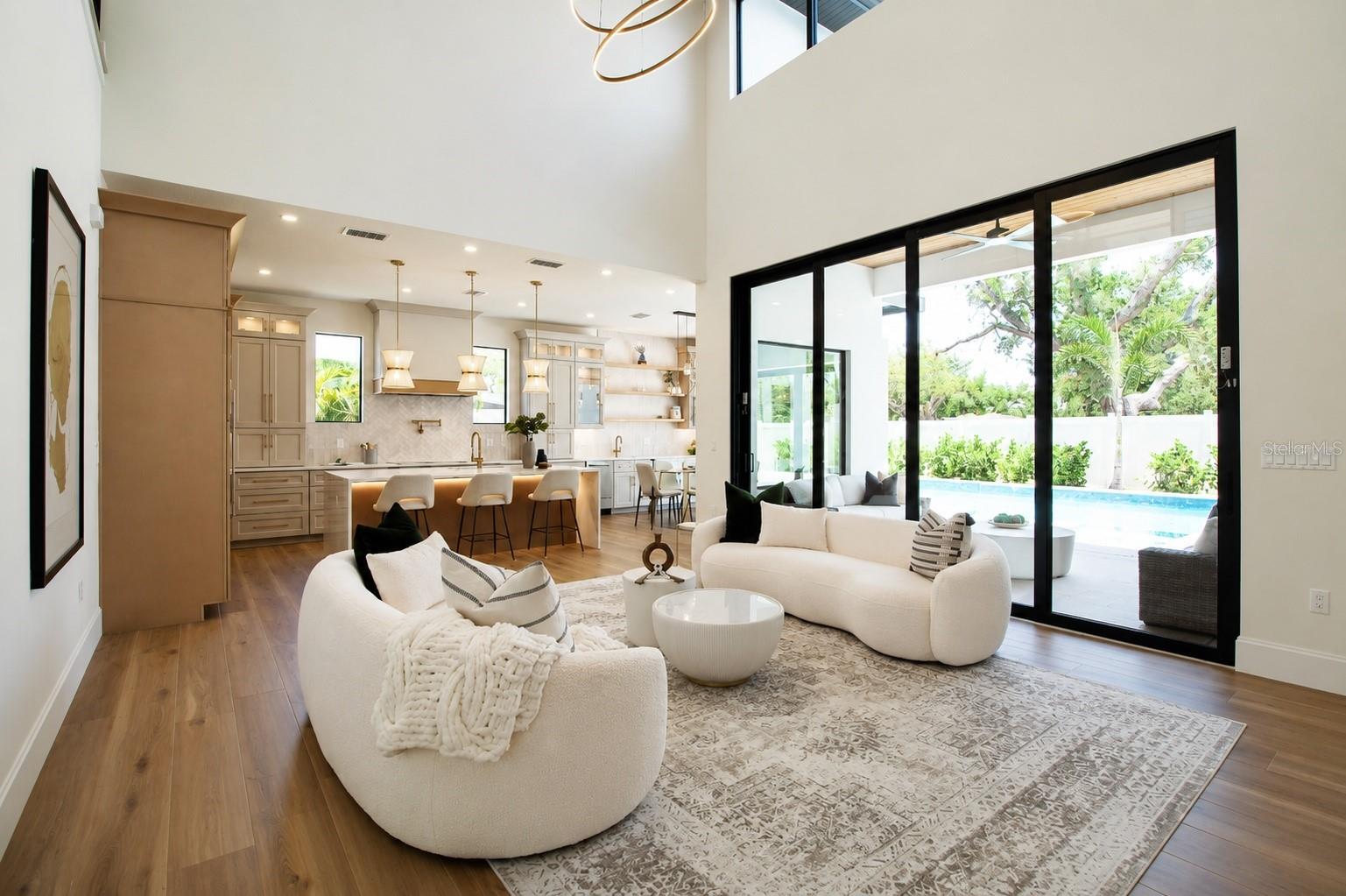 ARLINGTON PARK - Residential