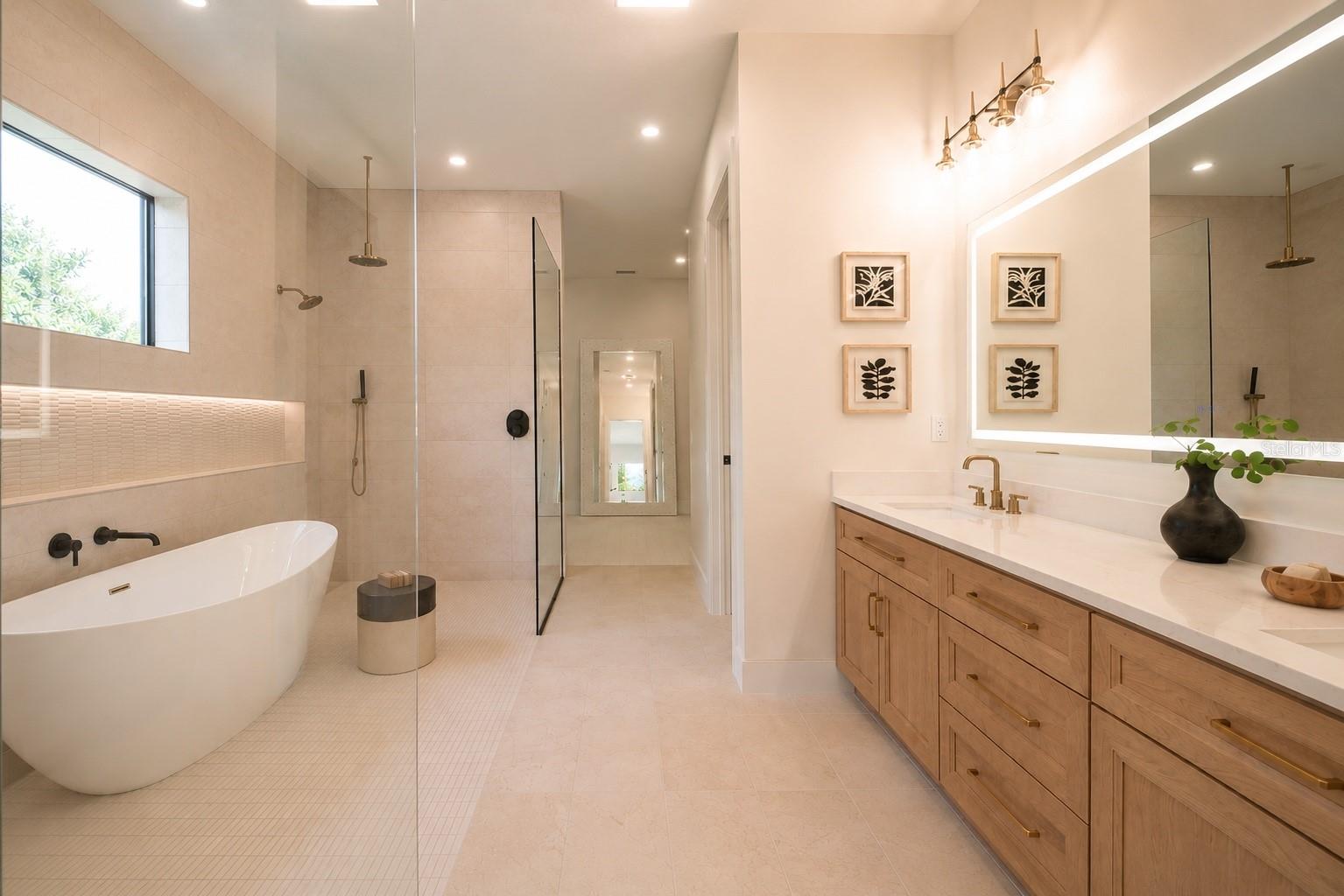 ARLINGTON PARK - Residential