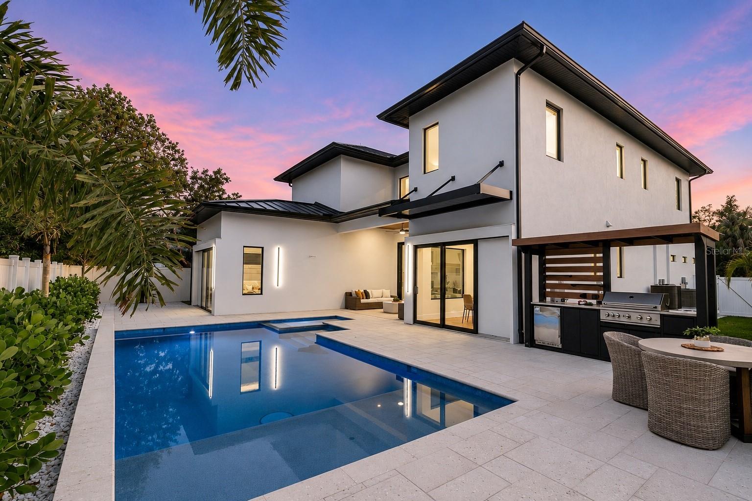 ARLINGTON PARK - Residential