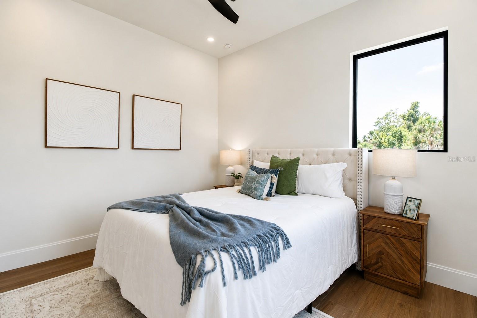 ARLINGTON PARK - Residential