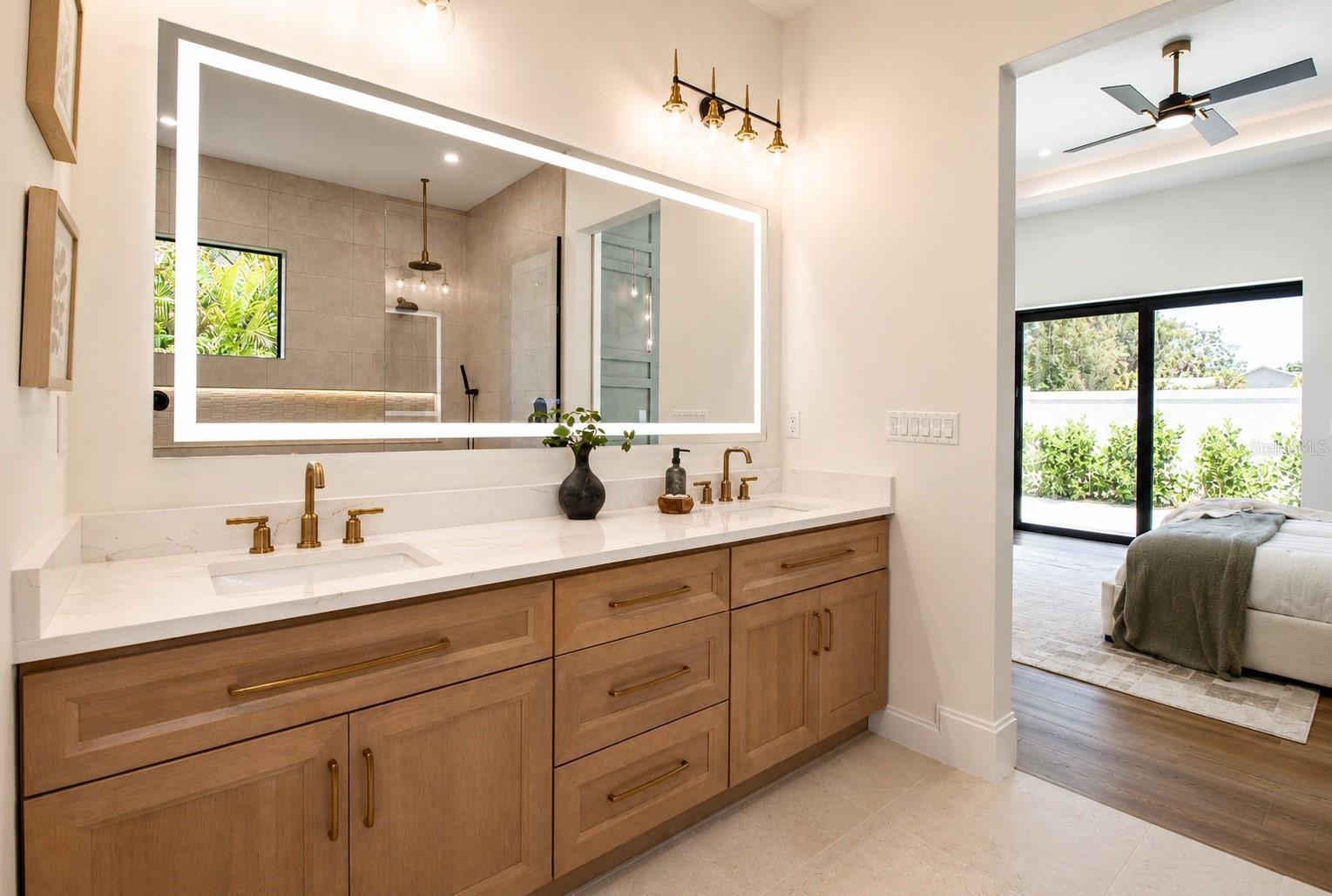 ARLINGTON PARK - Residential