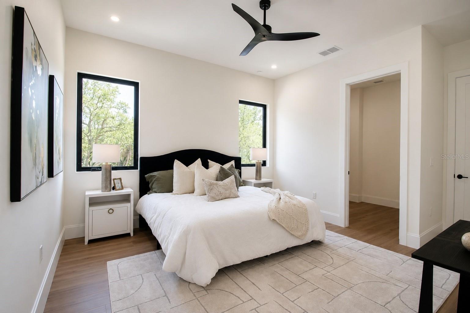 ARLINGTON PARK - Residential