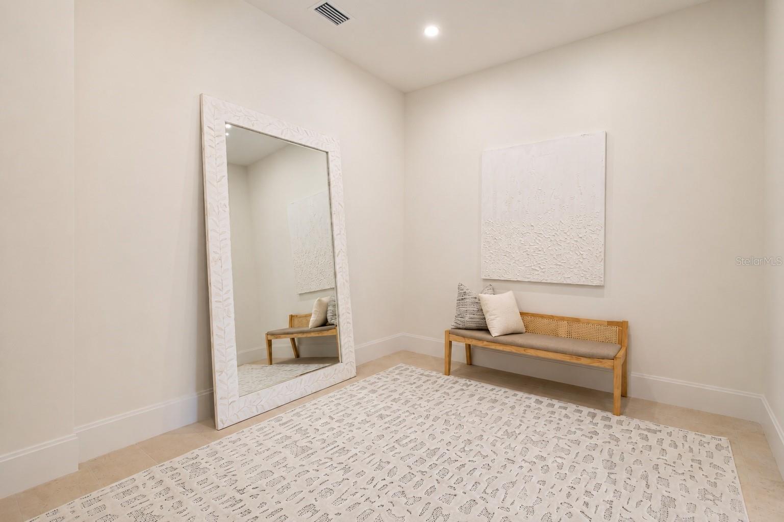 ARLINGTON PARK - Residential