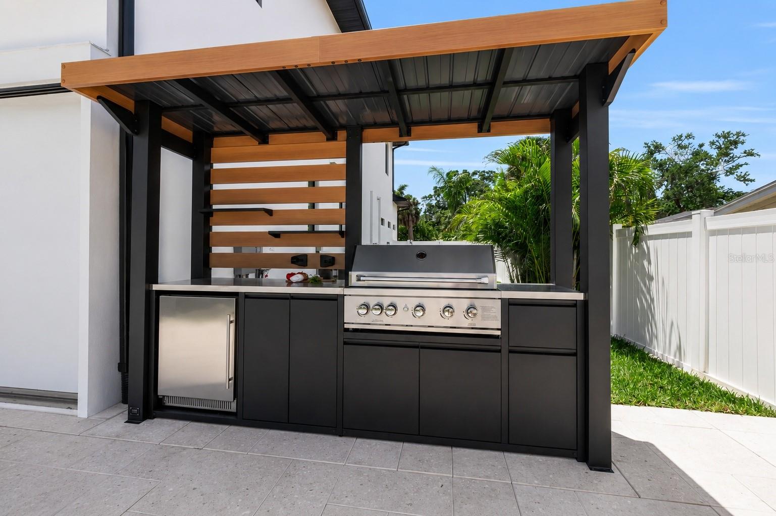 ARLINGTON PARK - Residential