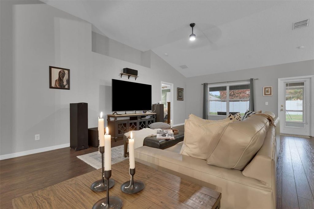 Photo of 1033 Twisted Branch Lane, Saint Cloud, FL 34771 (MLS # O6380984)