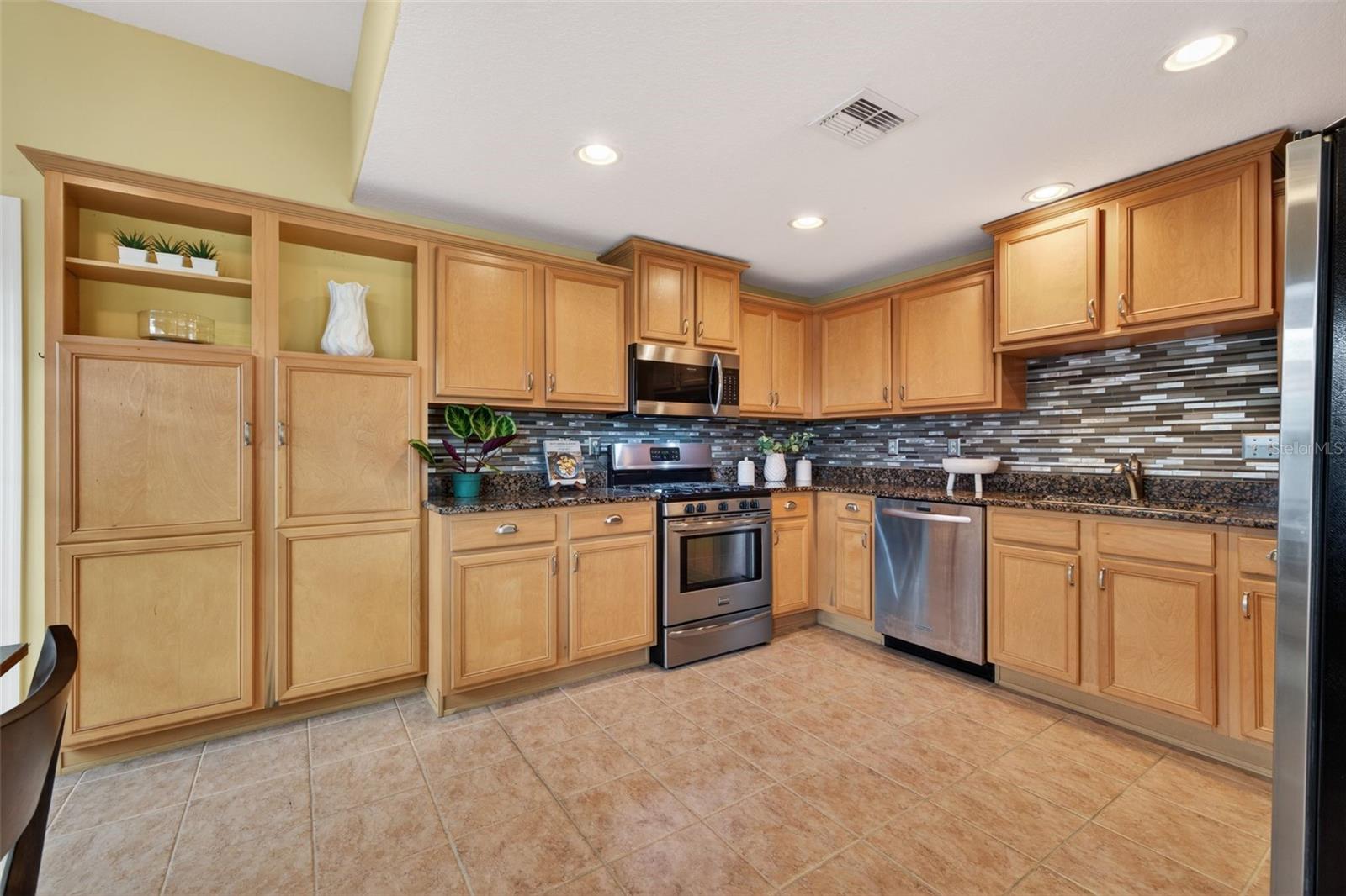 CRESCENT PARK HEIGHTS - Residential