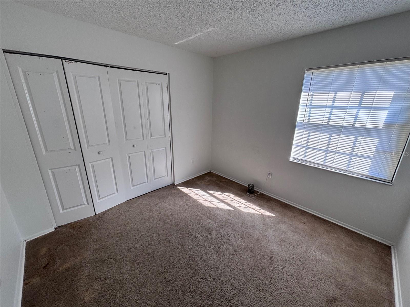 SILVER SPGS SHORES UN 28 - Residential Lease