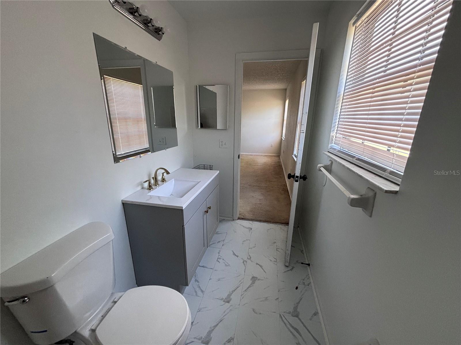 SILVER SPGS SHORES UN 28 - Residential Lease