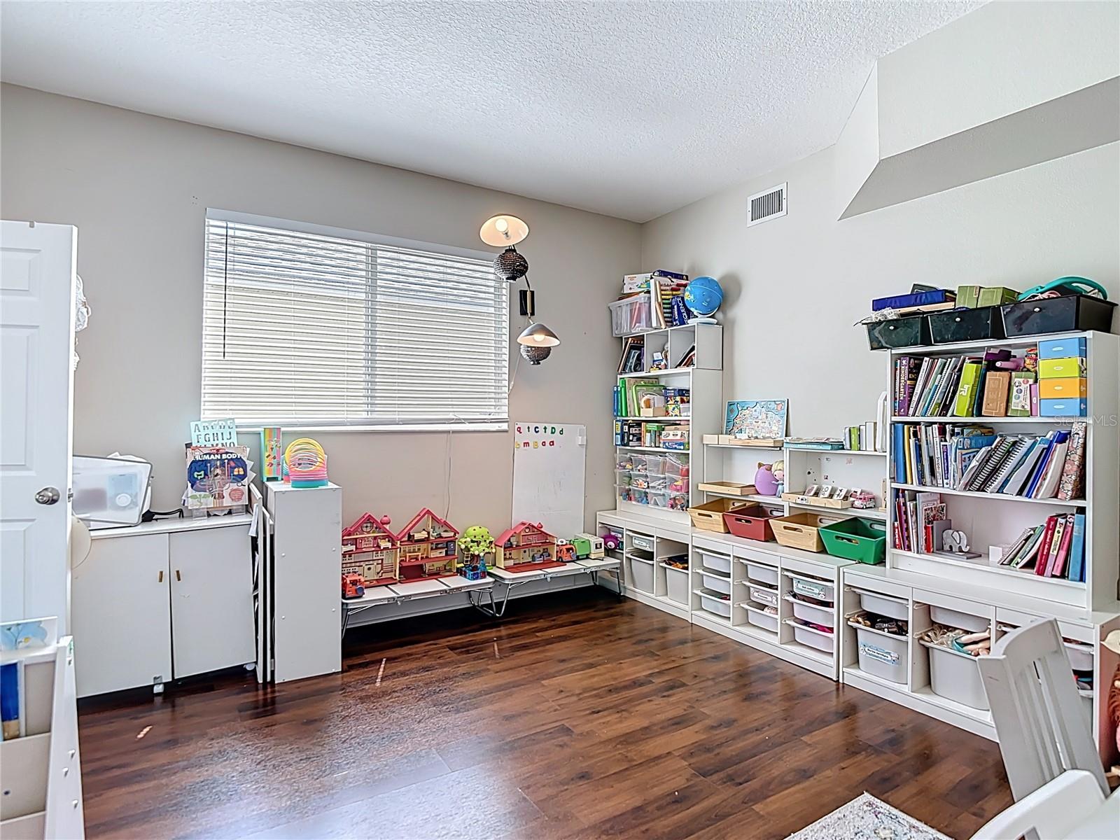 HERITAGE ISLES PH 1B - Residential