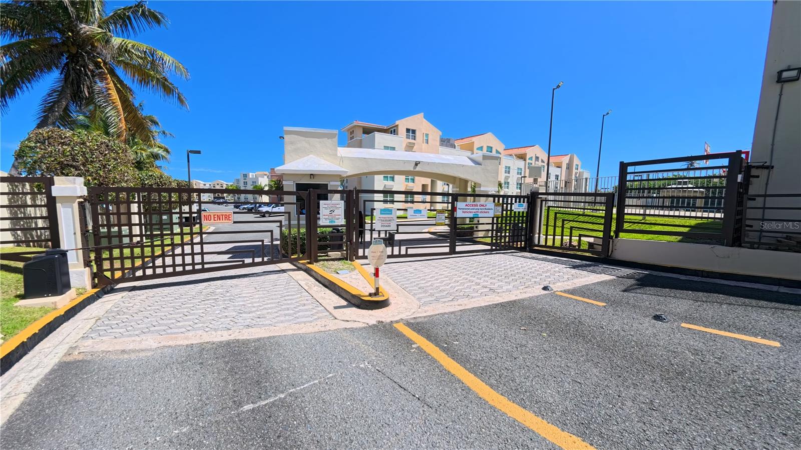 CONDOMINIO HAUDIMAR BEACH - Residential
