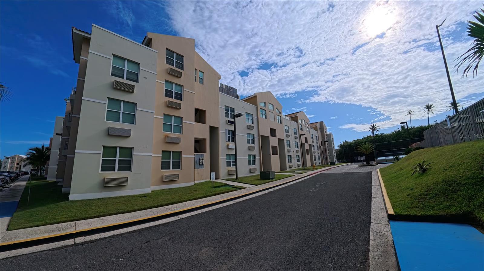 CONDOMINIO HAUDIMAR BEACH - Residential