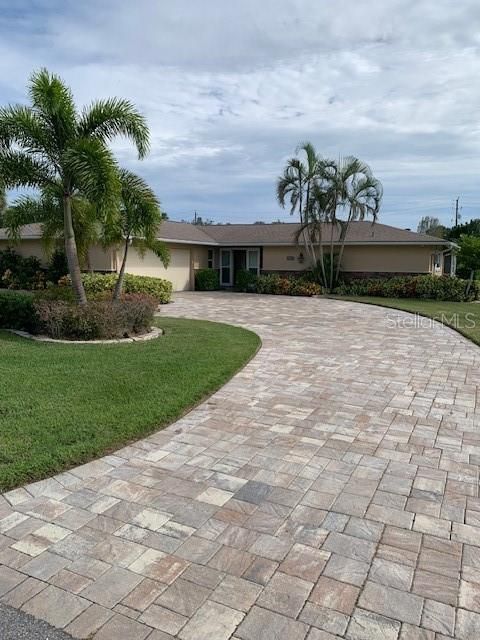 A home in SARASOTA