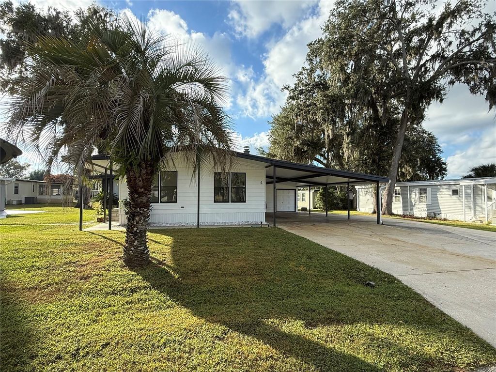 Photo of 4 E Quail Run, Wildwood, FL 34785 (MLS # G5103492)
