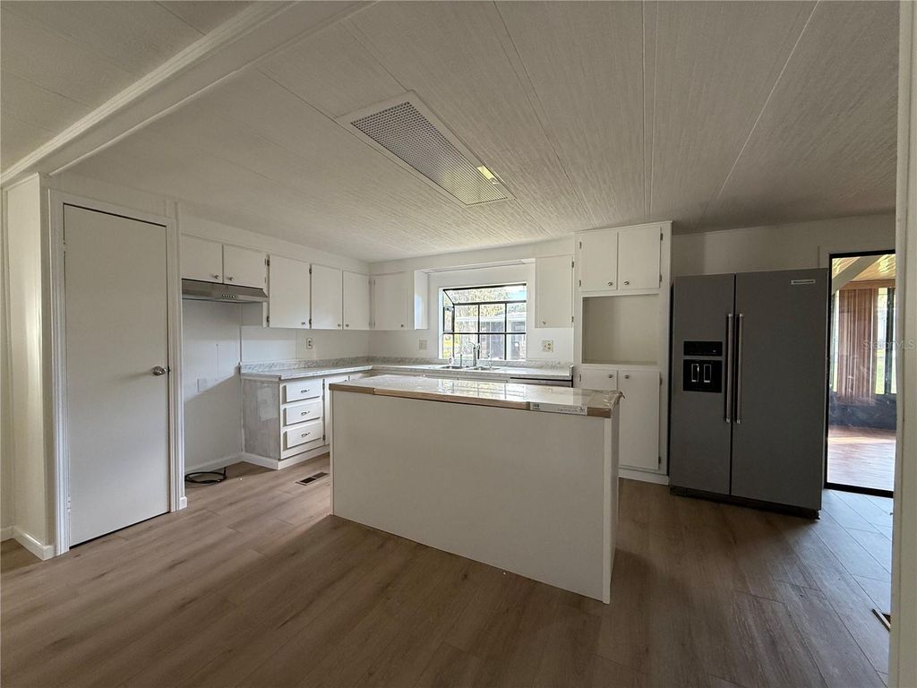 Photo of 4 E Quail Run, Wildwood, FL 34785 (MLS # G5103492)
