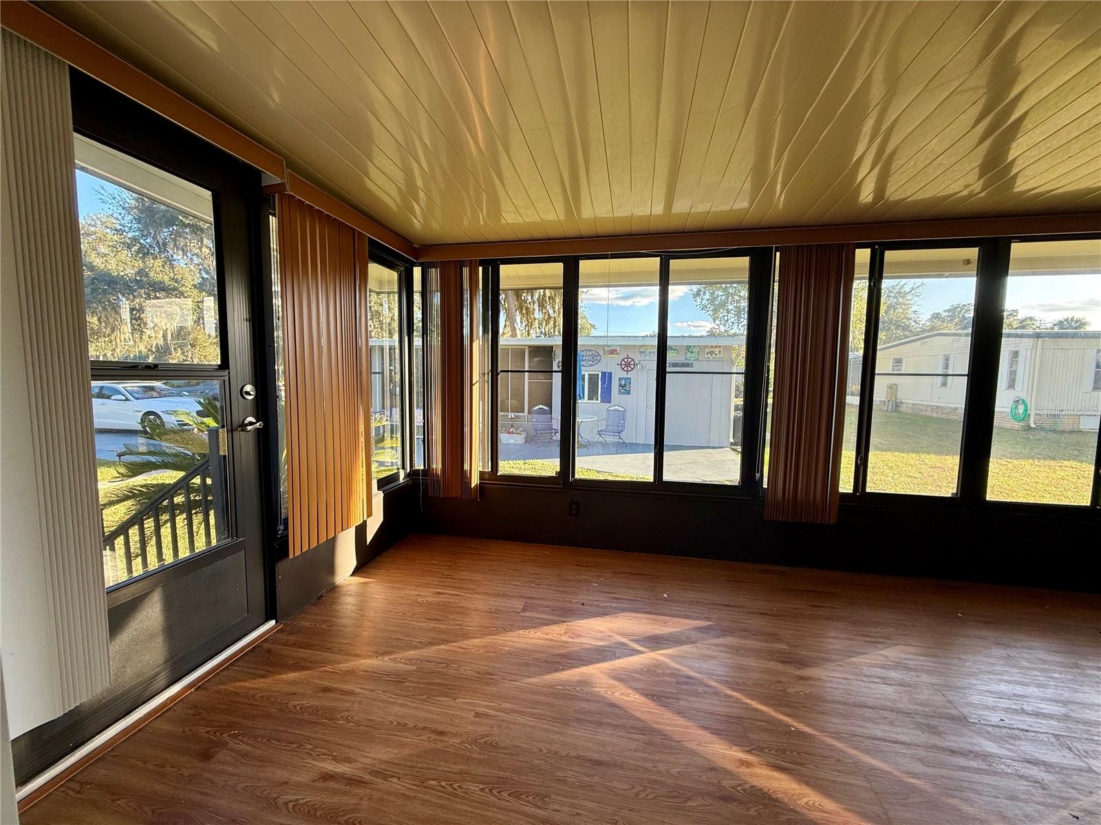 CONTINENTAL CAMPER RESS INCORP - Residential