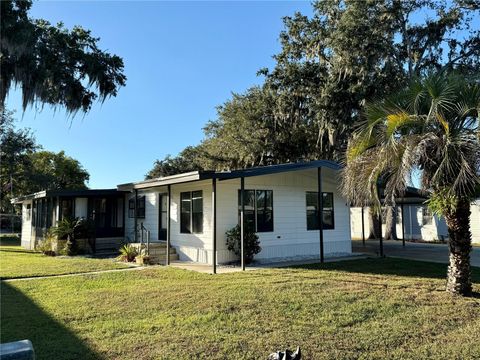 4 E QUAIL RUN WILDWOOD FL 34785