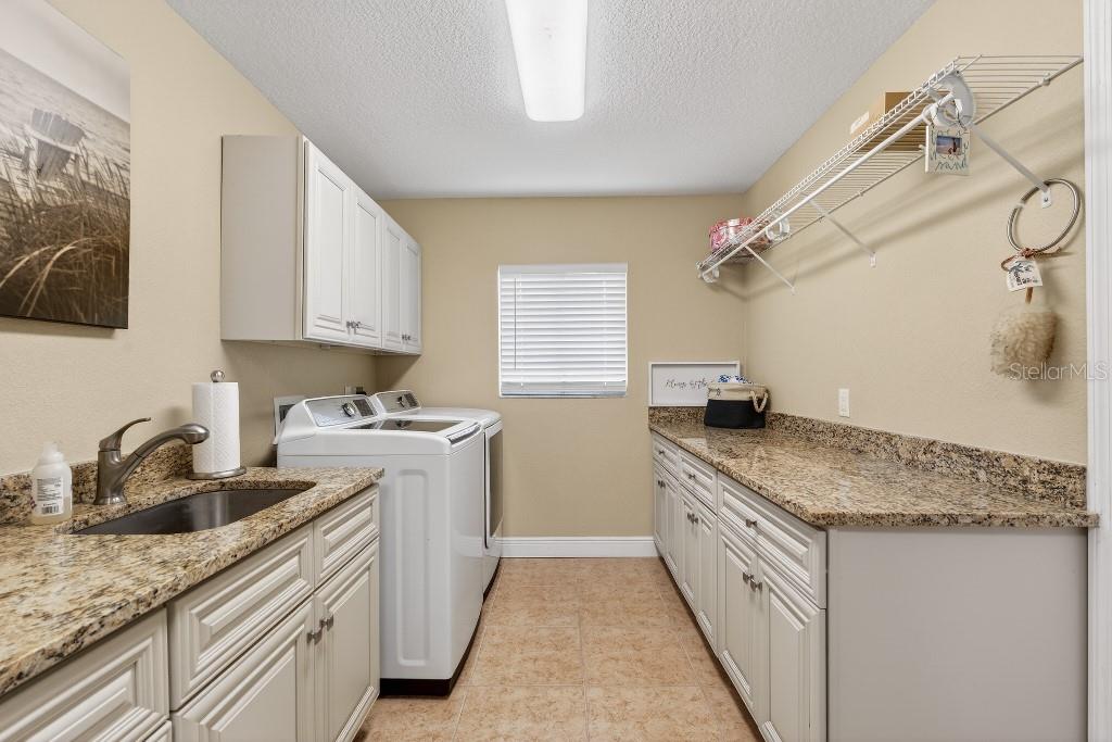 THE MEADOWS - Residential