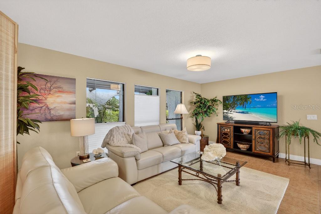 THE MEADOWS - Residential